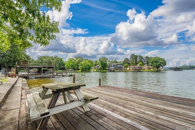 352 Lakeland Drive, Hot Springs, AR 71913