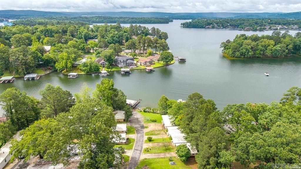 352 Lakeland Drive, Hot Springs, AR 71913