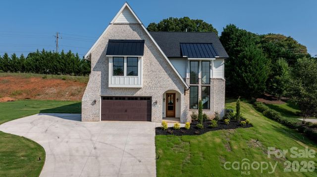 2670 Charleston Court, Claremont, NC 28610