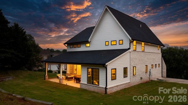 2670 Charleston Court, Claremont, NC 28610
