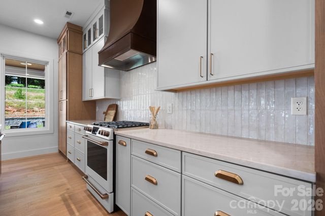 2670 Charleston Court, Claremont, NC 28610