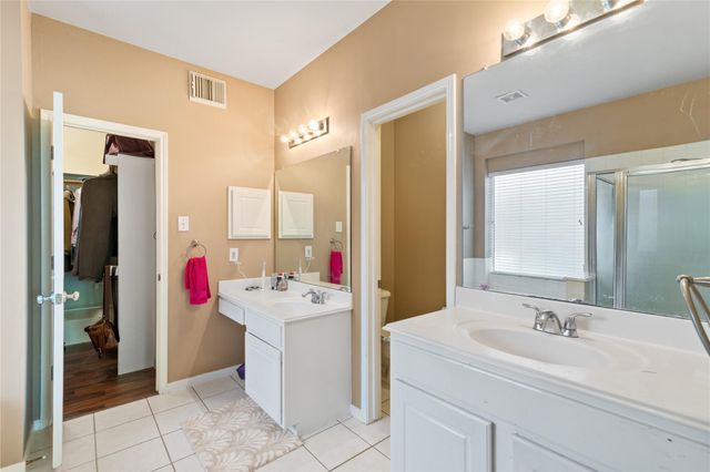 1418 Summer Rain Drive, Kingwood, TX 77339