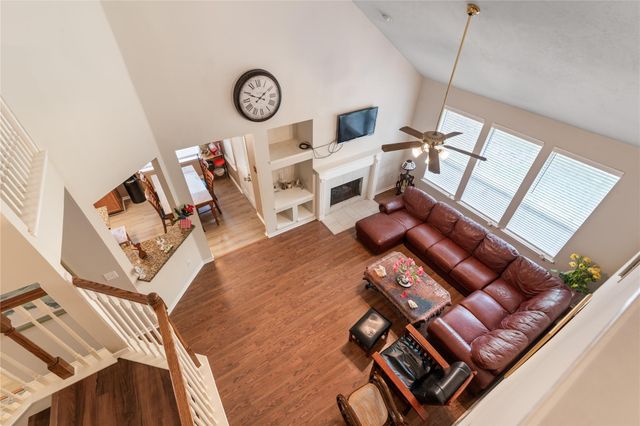 1418 Summer Rain Drive, Kingwood, TX 77339