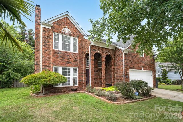 6813 Neuhoff Lane, Charlotte, NC 28269