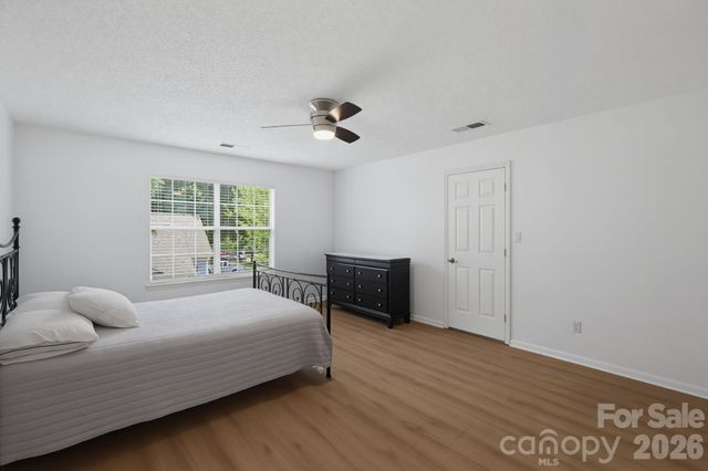 6813 Neuhoff Lane, Charlotte, NC 28269