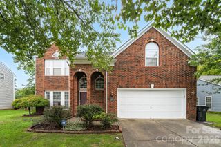 6813 Neuhoff Lane, Charlotte, NC 28269