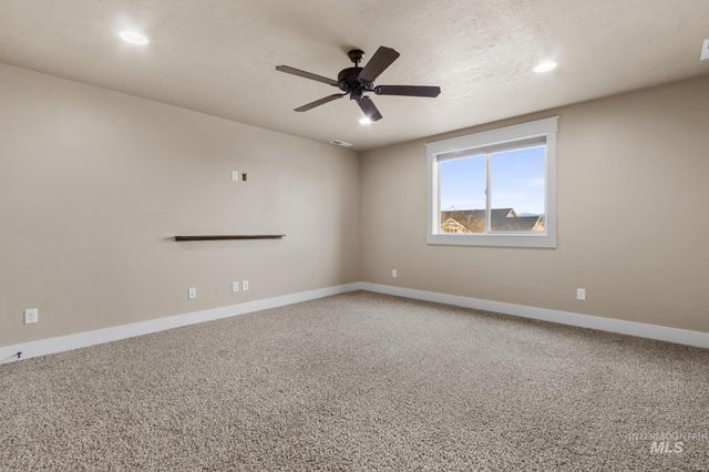 1035 N Seneca Springs Way, Star, ID 83669