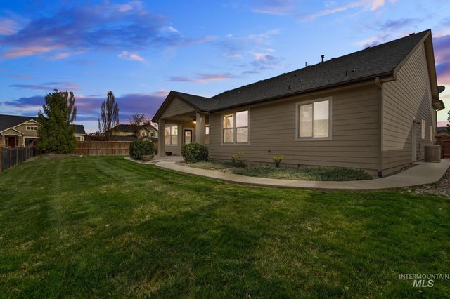 1035 N Seneca Springs Way, Star, ID 83669