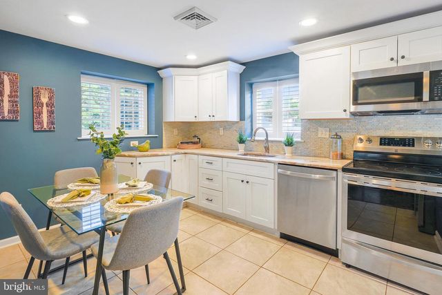 58 FLORENCE AVE, Aston, PA 19014