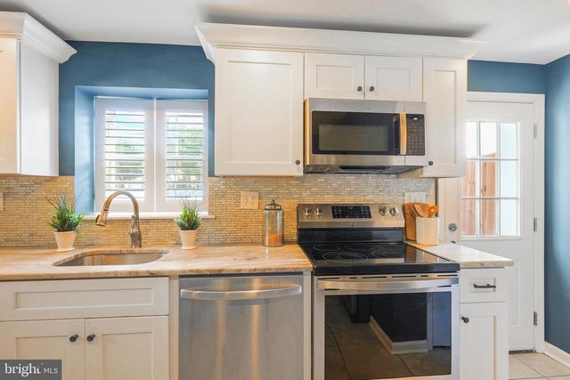 58 FLORENCE AVE, Aston, PA 19014