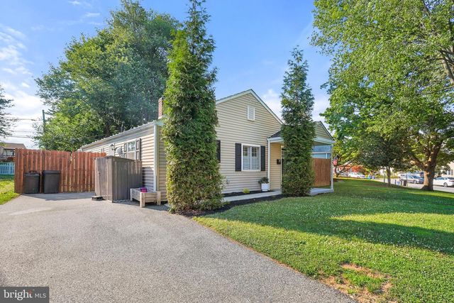 58 FLORENCE AVE, Aston, PA 19014