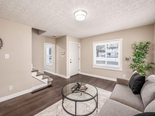 1799 Brentnell Avenue, Columbus, OH 43219