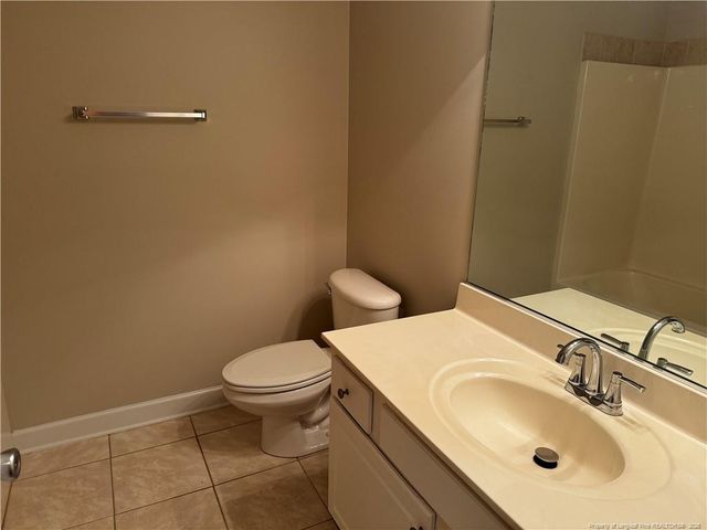 1811 Balmoral Drive 203, Fayetteville, NC 28304