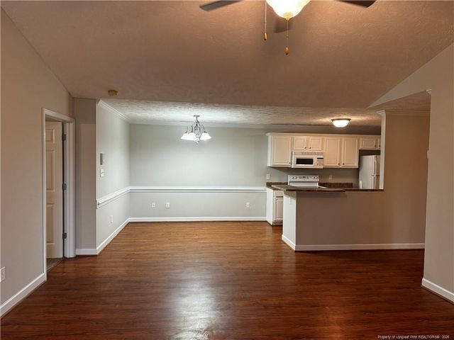 1811 Balmoral Drive 203, Fayetteville, NC 28304