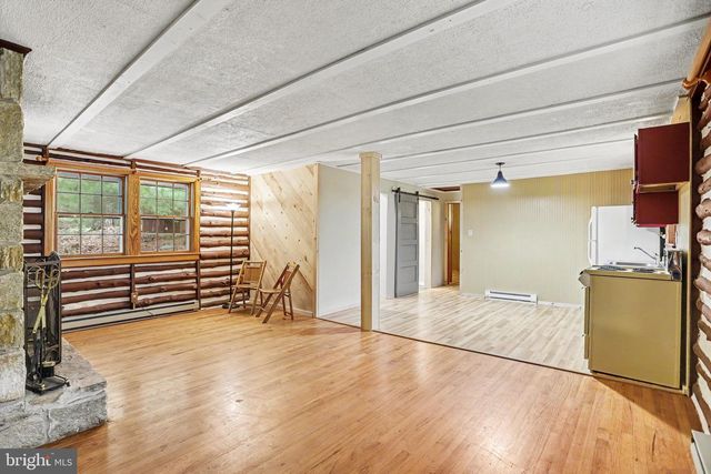 165 SCHOOLHOUSE HILL RD, Fayetteville, PA 17222