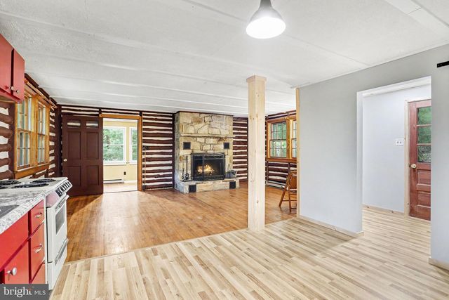 165 SCHOOLHOUSE HILL RD, Fayetteville, PA 17222