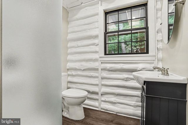 165 SCHOOLHOUSE HILL RD, Fayetteville, PA 17222
