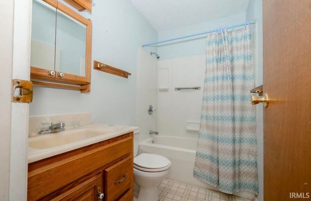 2610 Maple Drive, New Castle, IN 47362