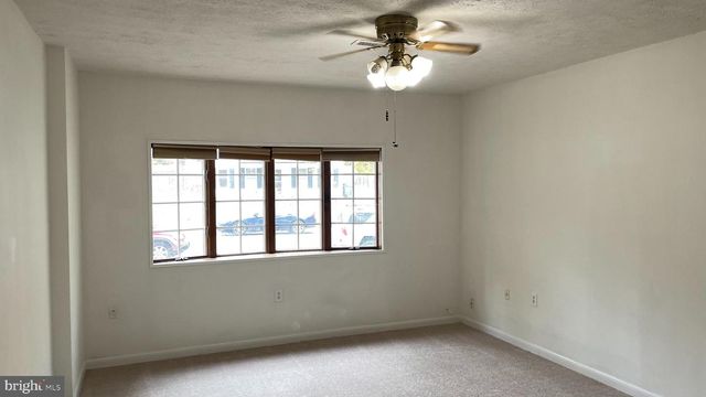 5287 SUDBERRY LN, Woodbridge, VA 22193