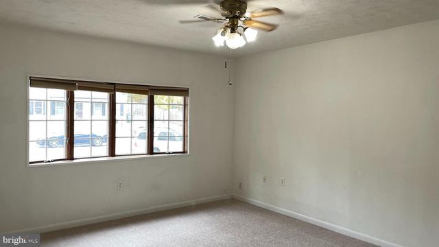 5287 SUDBERRY LN, Woodbridge, VA 22193