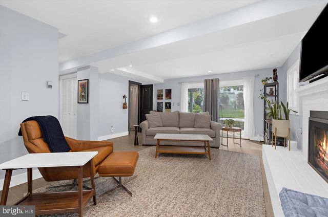 228 DEWEY DR, Annapolis, MD 21401