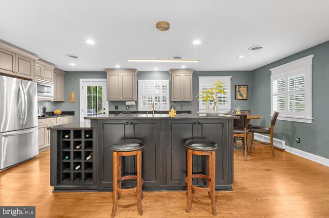 228 DEWEY DR, Annapolis, MD 21401