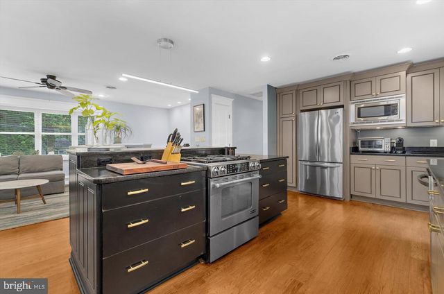 228 DEWEY DR, Annapolis, MD 21401