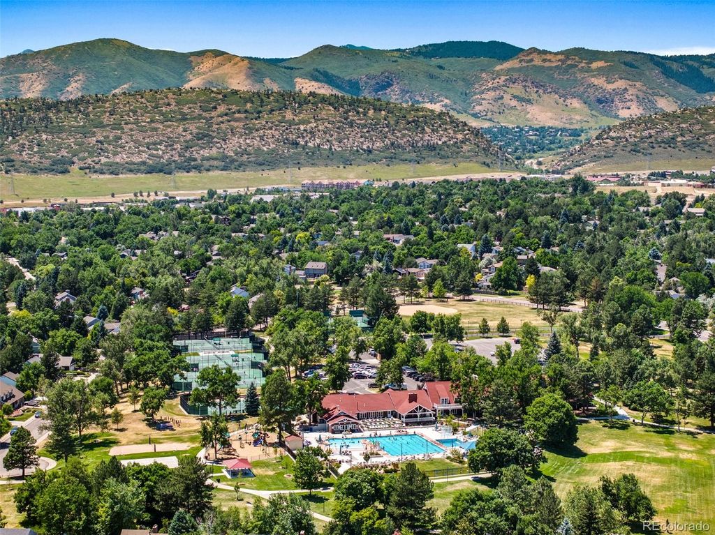 Image 39 of property listing at 10482 W Dakan Mountain, Littleton, CO 80127