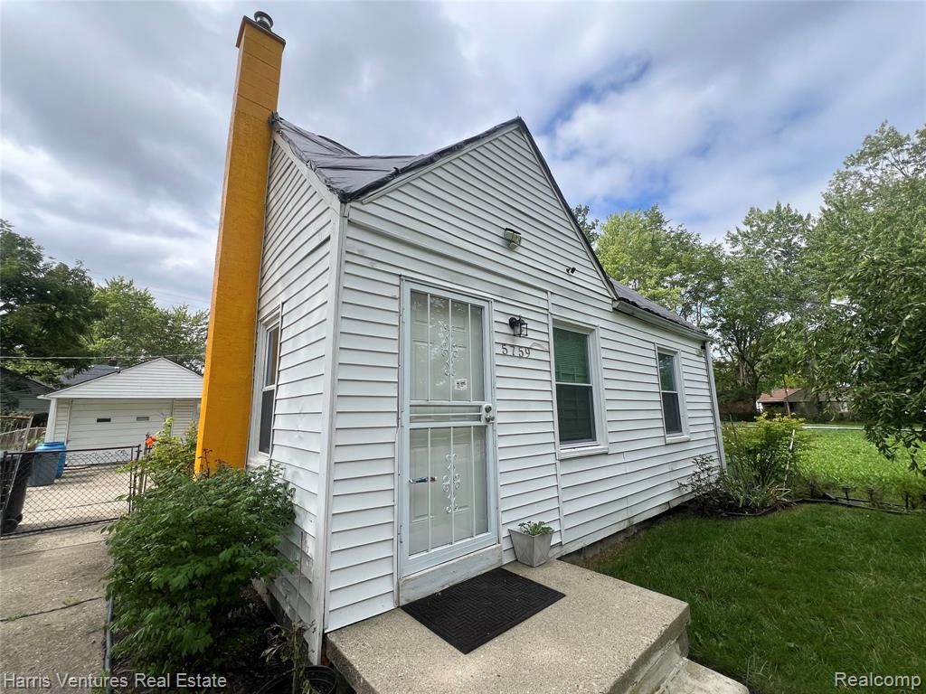 5759 Radnor Street, Detroit, MI 48224