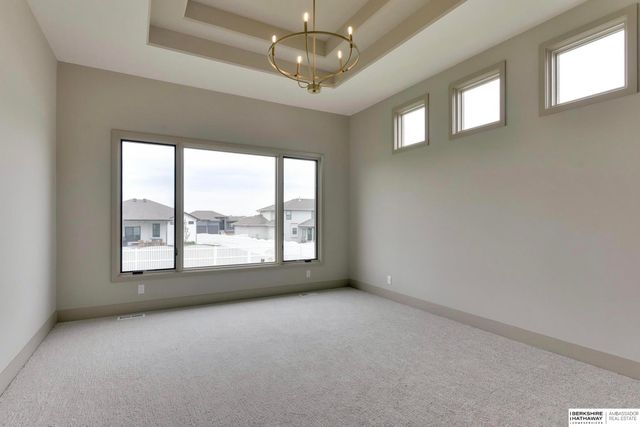 21740 G Street, Omaha, NE 68022