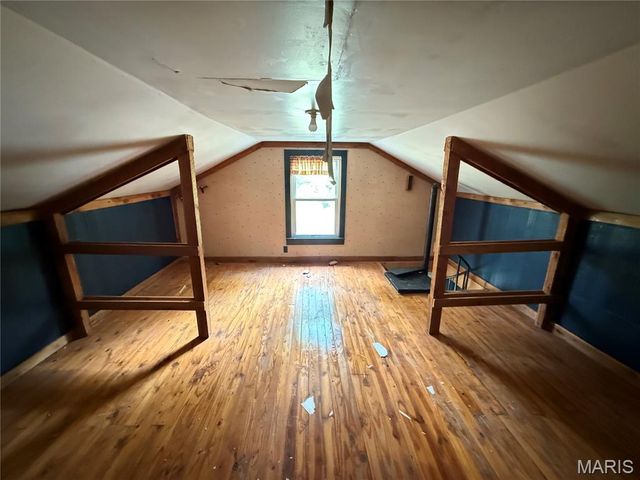 10288 Jackal Road, Potosi, MO 63664