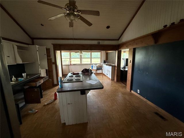 10288 Jackal Road, Potosi, MO 63664
