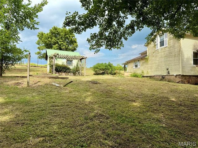 10288 Jackal Road, Potosi, MO 63664