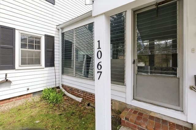 1067 Main St, Haverhill, MA 01830