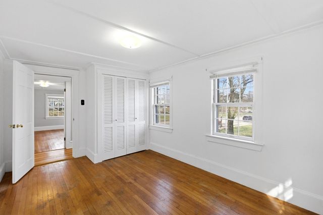 1067 Main St, Haverhill, MA 01830