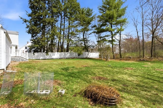 1067 Main St, Haverhill, MA 01830