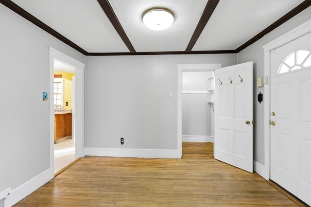 1067 Main St, Haverhill, MA 01830