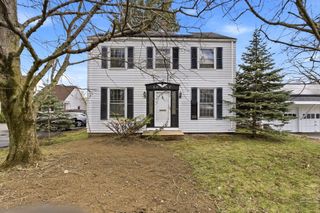 1067 Main St, Haverhill, MA 01830