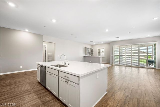 350 Lady Bird Avenue, Henderson, NV 89011