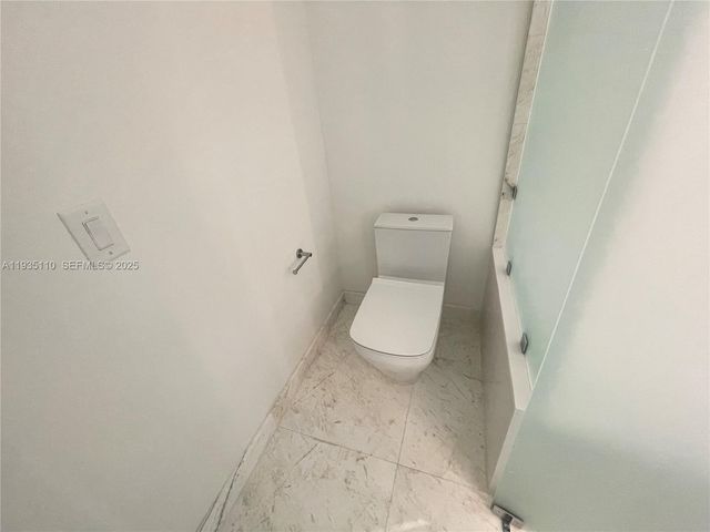 851 NE 1st Ave 3103, Miami, FL 33132