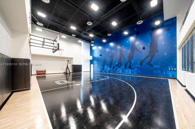 851 NE 1st Ave 3103, Miami, FL 33132