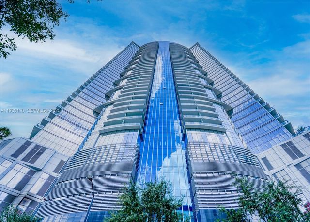 851 NE 1st Ave 3103, Miami, FL 33132