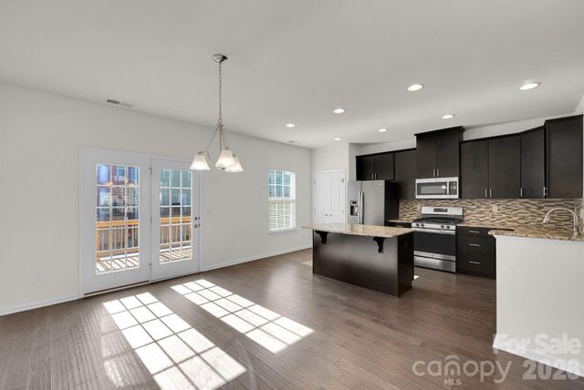 4061 Zilker Park Drive, Charlotte, NC 28217