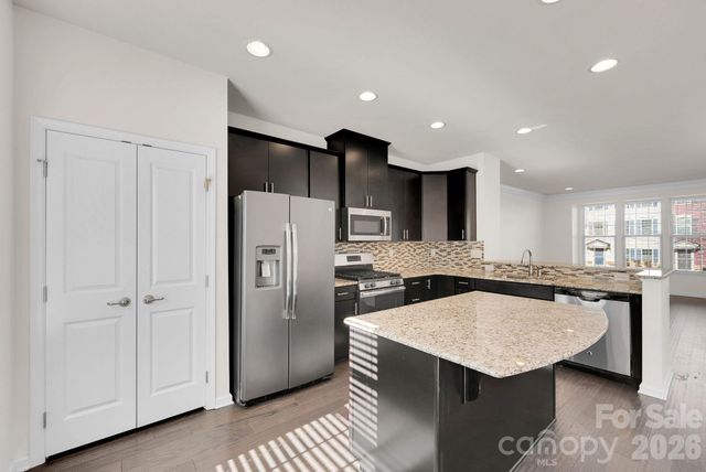 4061 Zilker Park Drive, Charlotte, NC 28217