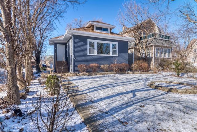 204 S 16th Avenue, Maywood, IL 60153