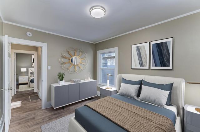 204 S 16th Avenue, Maywood, IL 60153