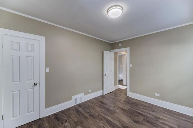 204 S 16th Avenue, Maywood, IL 60153