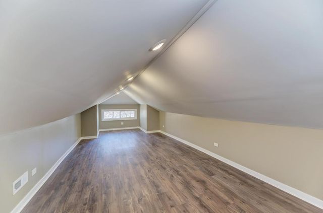 204 S 16th Avenue, Maywood, IL 60153