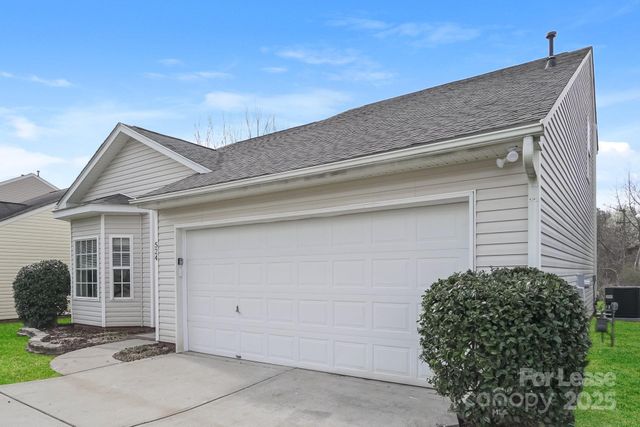 524 Lightspun Lane, Charlotte, NC 28216