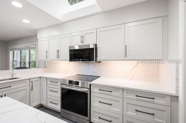 9 Wild Holly Ct, Hilton Head Island, SC 29926